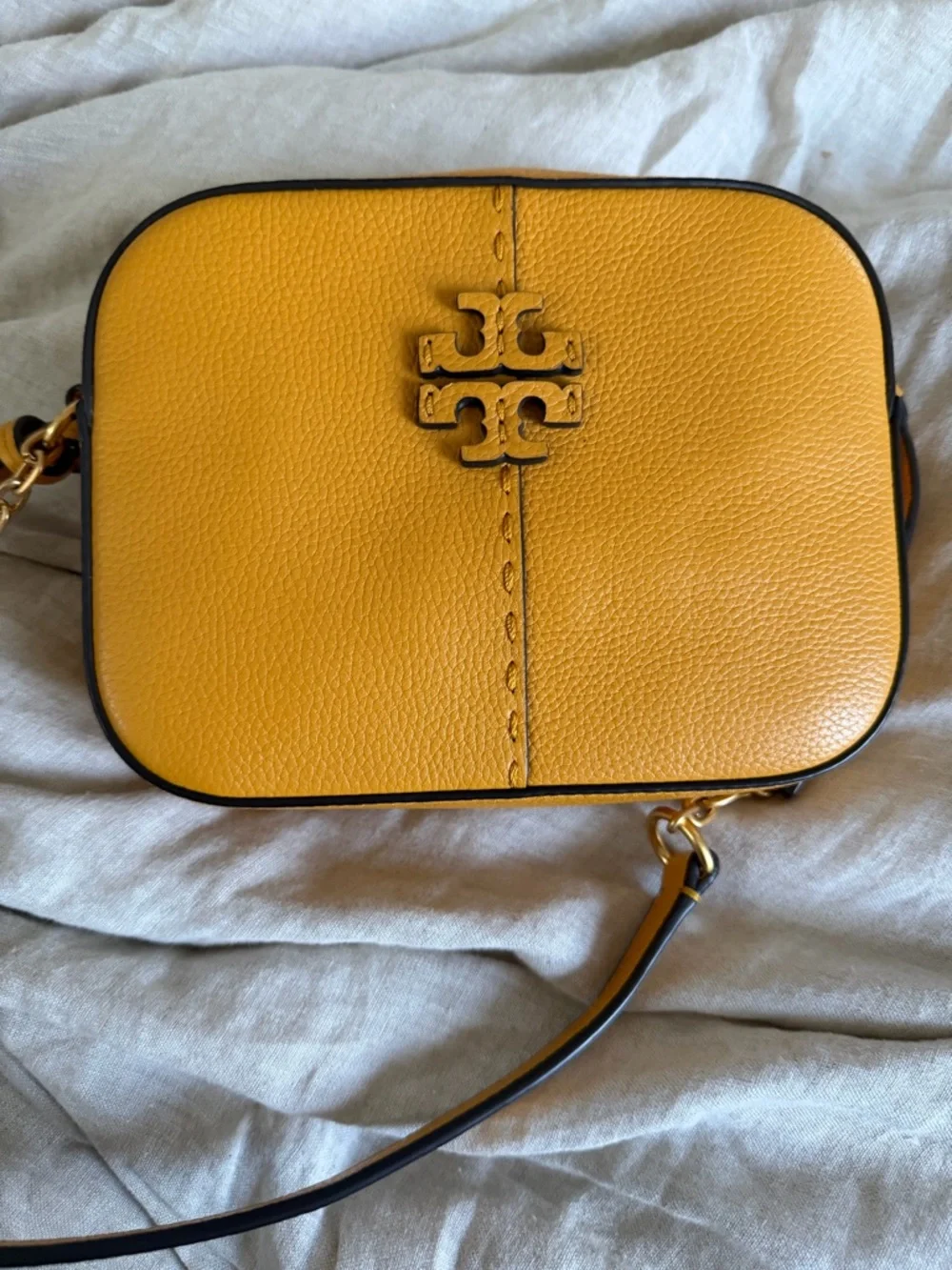 Tory Burch Yellow Leather Camera Bag with Tassel - Picture 4 of 4